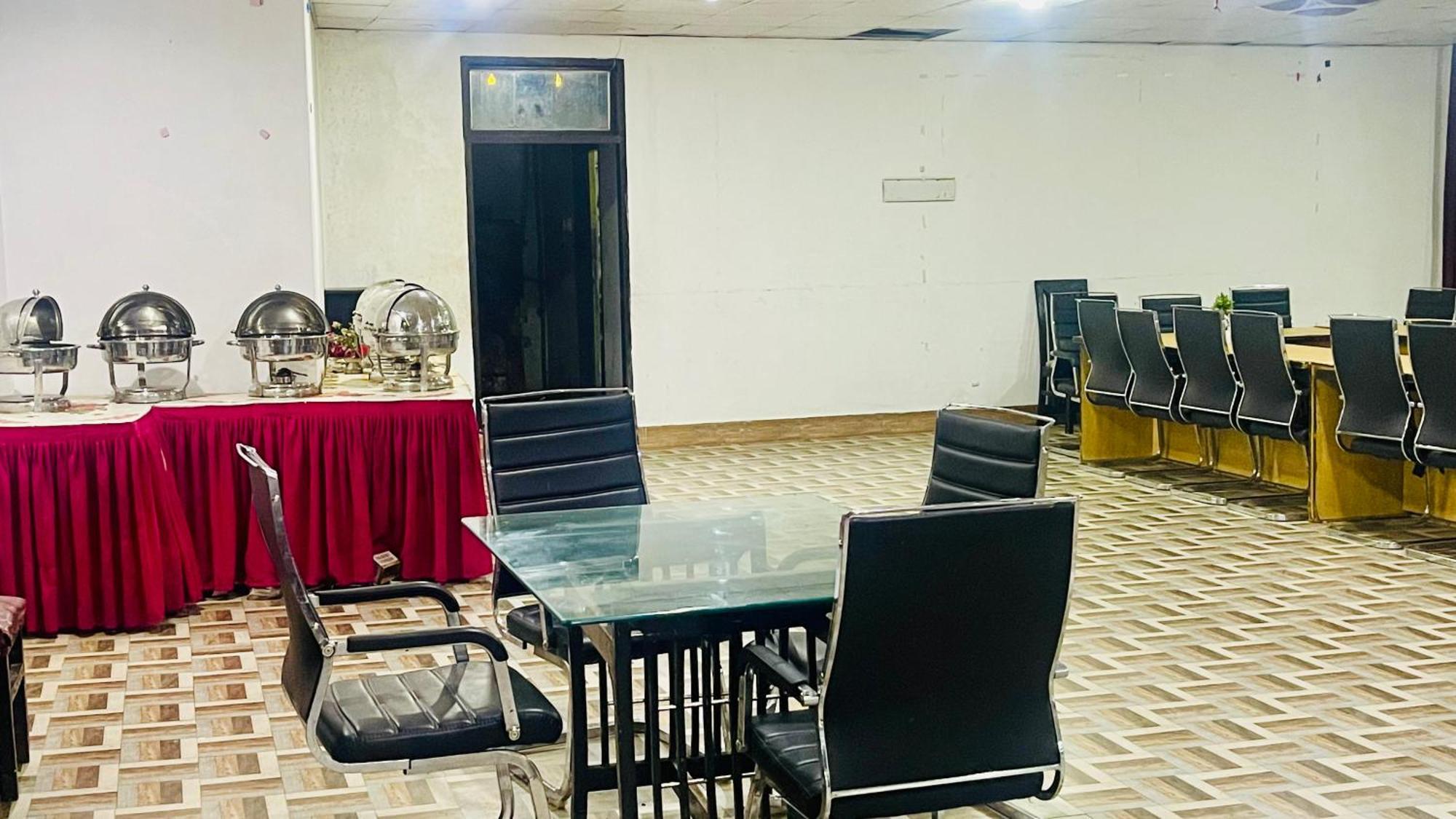 Relax Cottages & Resort Kalam Luaran gambar
