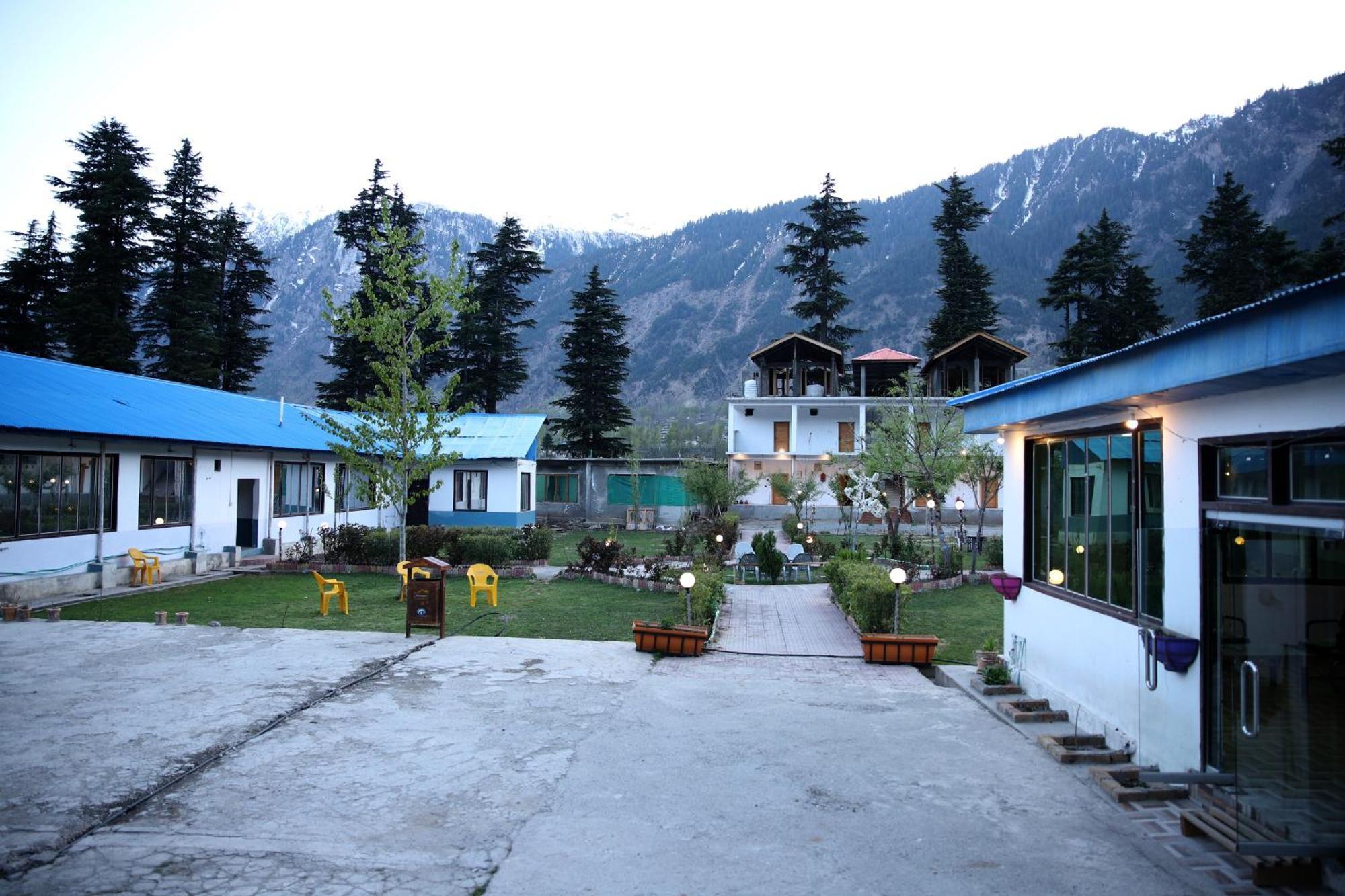 Relax Cottages & Resort Kalam Luaran gambar